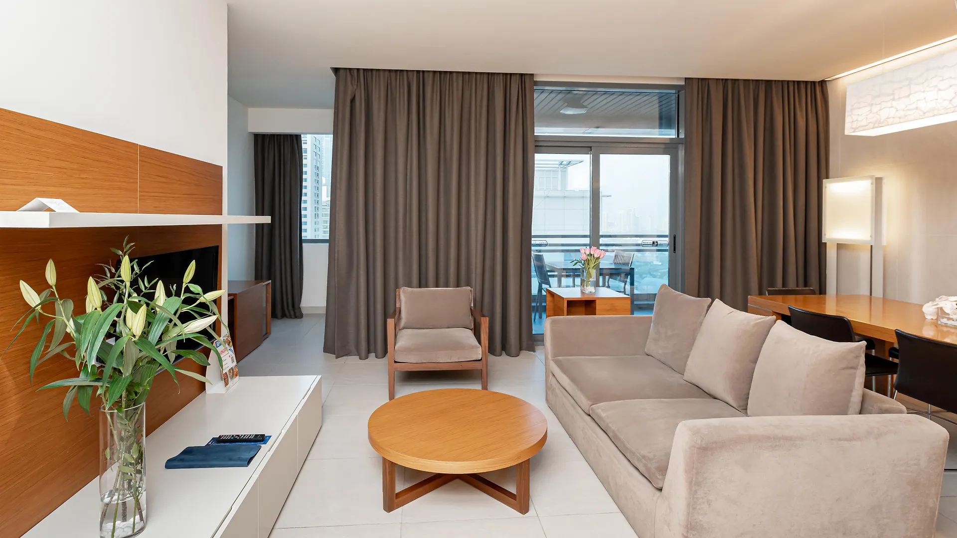 Radisson Blu Residence, Dubai Marina 5*,  United Arab Emirates