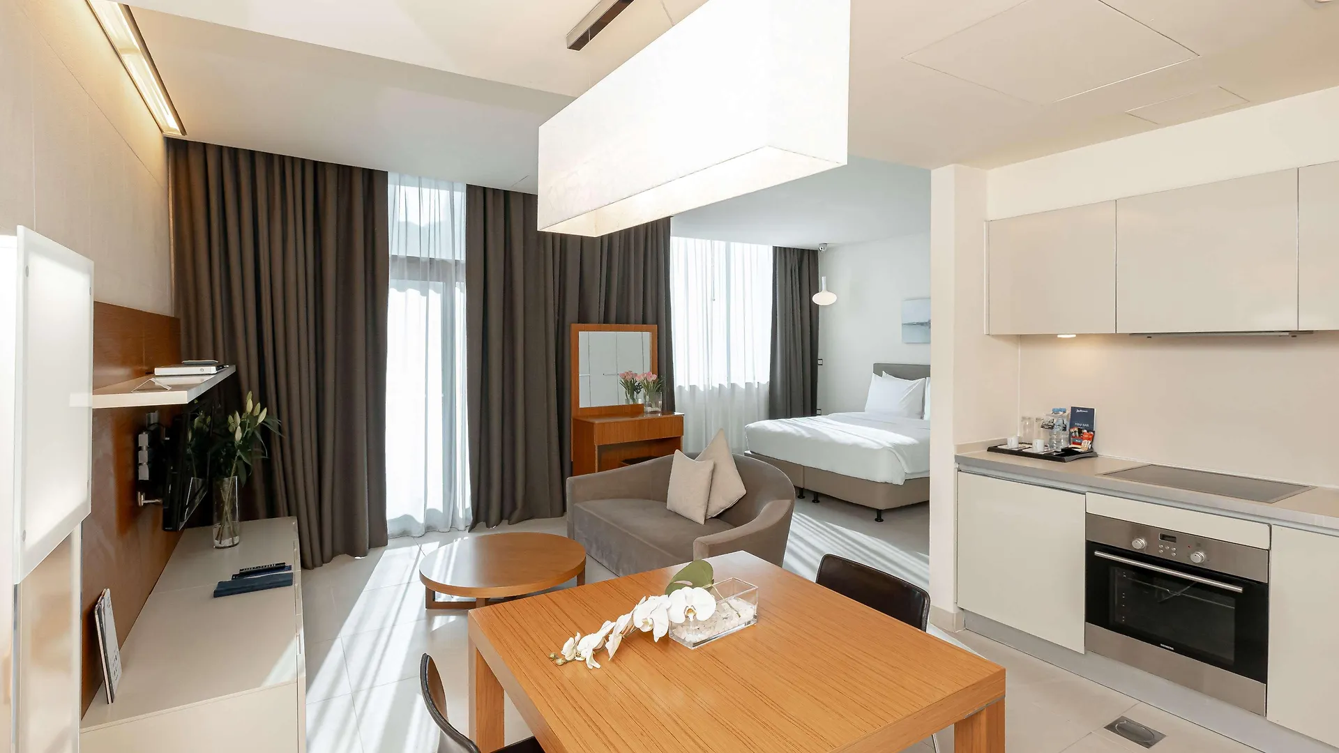 Radisson Blu Residence, Dubai Marina Aparthotel