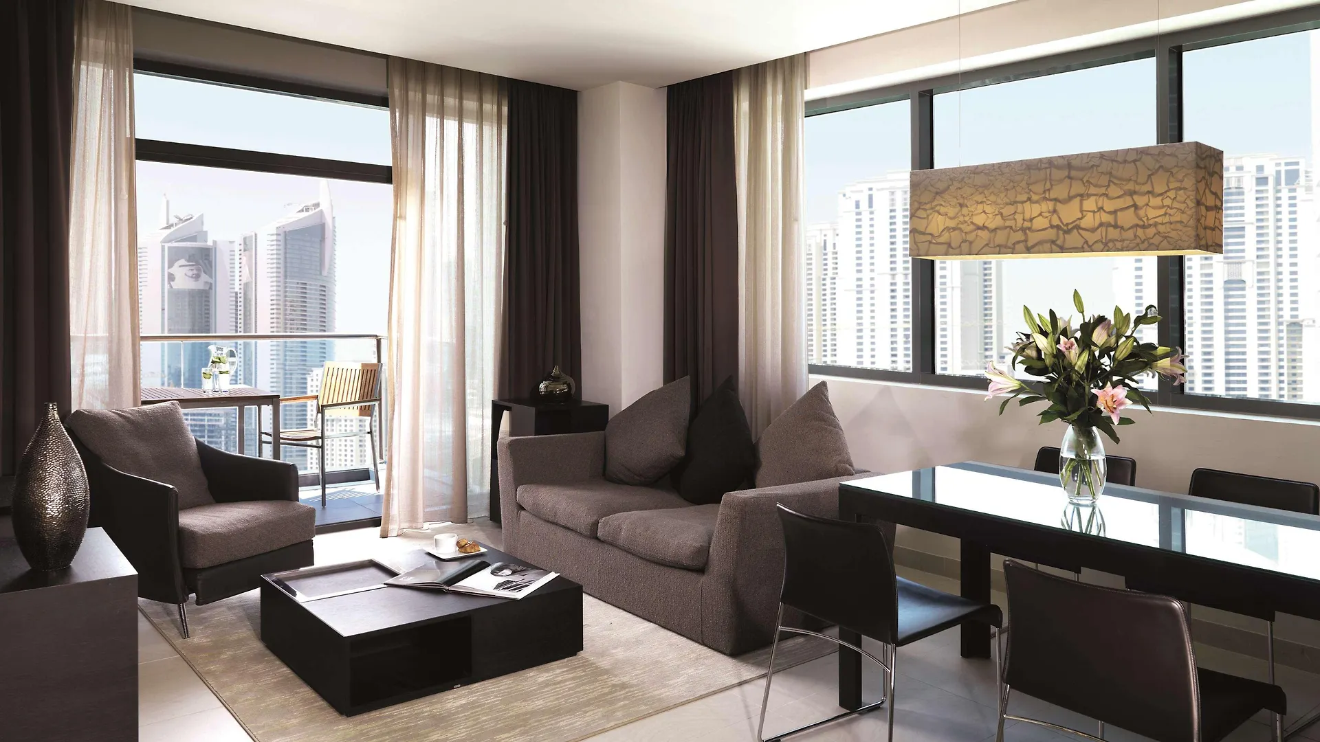***** Aparthotel Radisson Blu Residence, Dubai Marina United Arab Emirates
