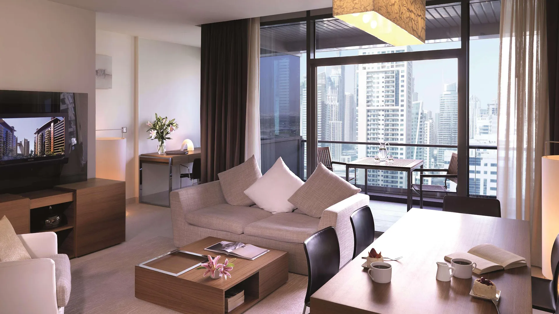 Radisson Blu Residence, Dubai Marina