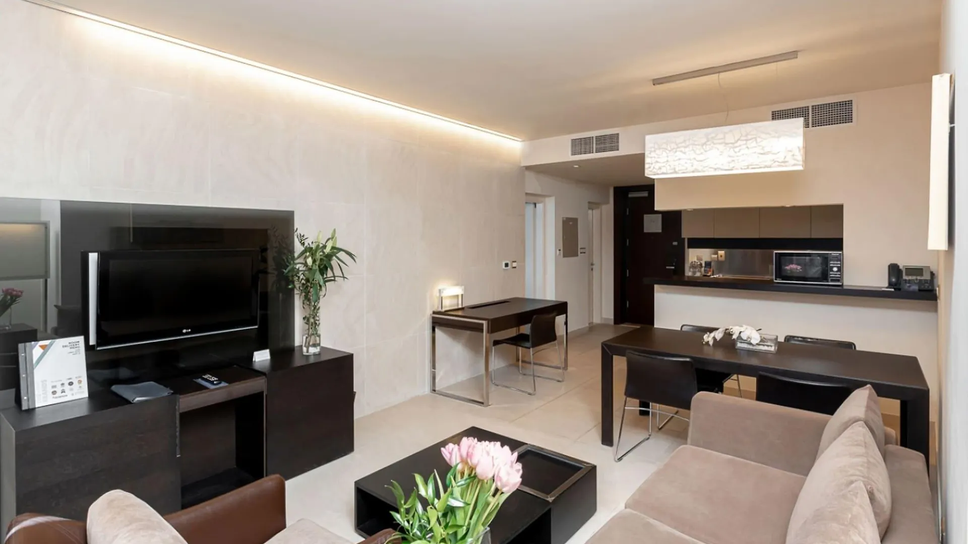 Radisson Blu Residence, Dubai Marina 5*,  United Arab Emirates